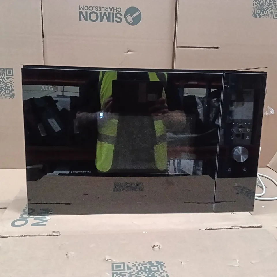 BOXED AEG BUILT IN 800W MICROWAVE - BLACK - OB6SM171DB