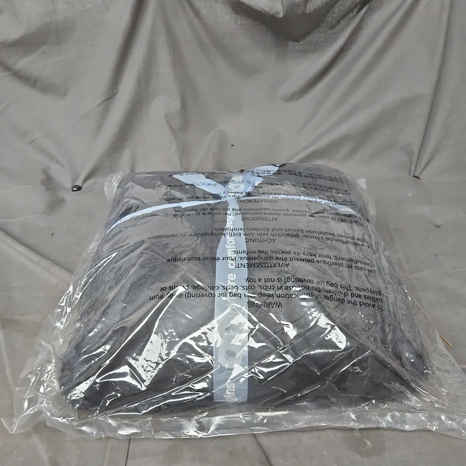 THE OODIE BLACK SEALED