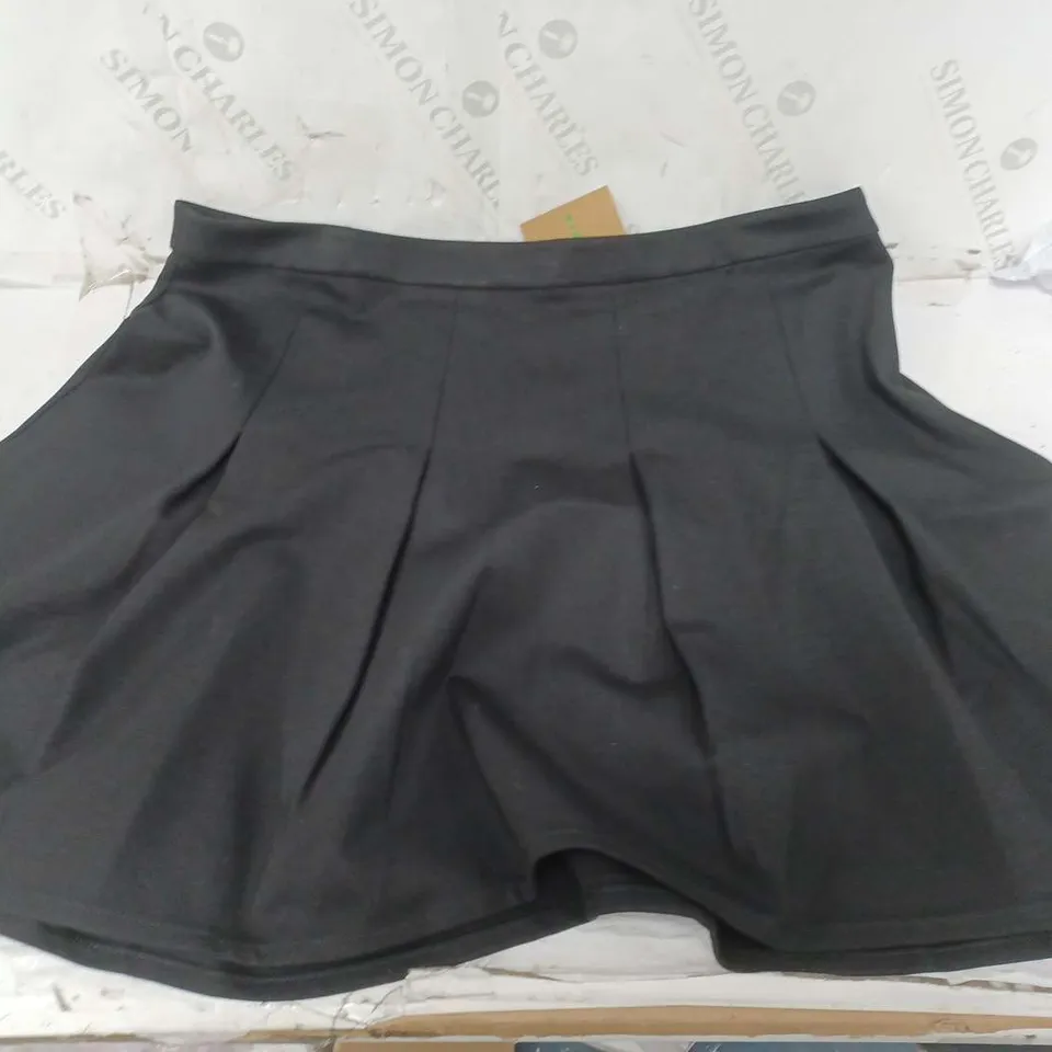 BODEN FLIPPY PONTE MINI SKIRT IN BLACK - 22R