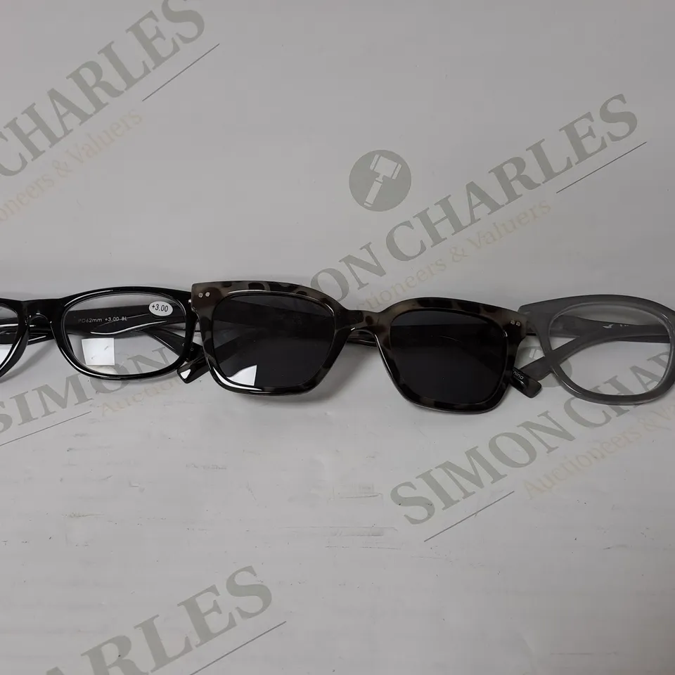 1 PAIR OF SUNGLASSES AND 2 PAIRS OF READING GLASSES GREY MIX 