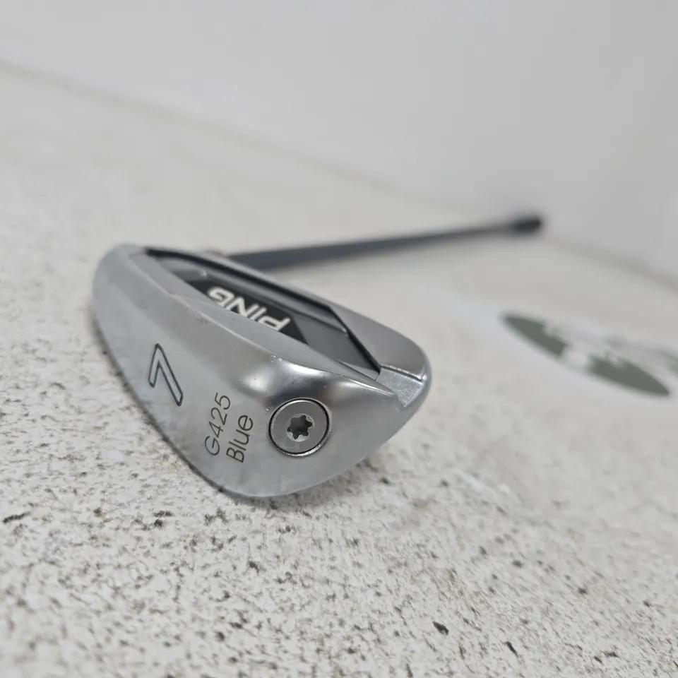 PING G425 BLUE 7-IRON GOLF CLUB