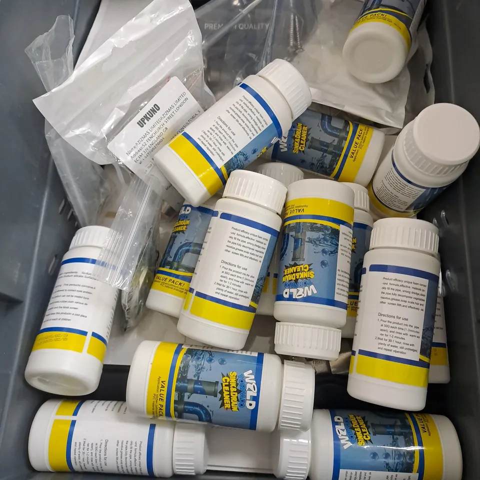 APPROXIMATELY 15 HOUSEHOLD ITEMS TO INCLUDE CAKE BOXES, STANLEY STAPLES, WOLD TORNADO SINK & DRAIN CLEANER, ETC - COLLECTION ONLY