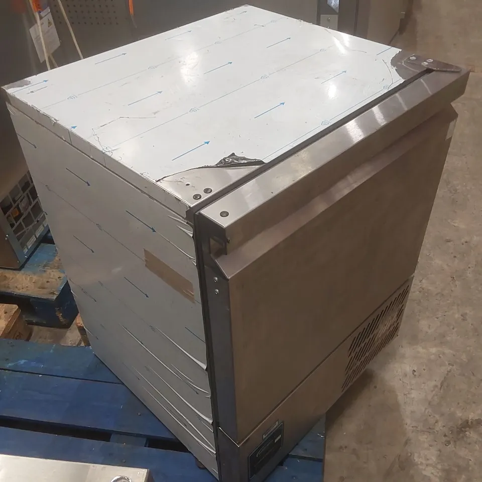 WILLIAMS HAZ5UCSA HC R3 COMMERCIAL UNDERCOUNTER REFRIGERATOR