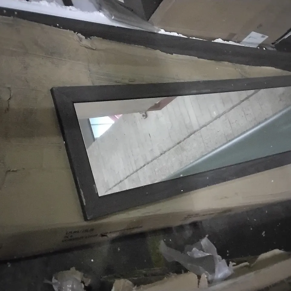 BOXED CAMBERLEY 4 DOOR MIRRORED WARDROBE (ONLY 1 BOX OUT OF 2)