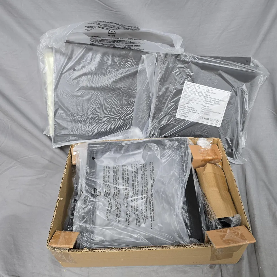 FL-9143 FLOOR LAMP IN BLACK