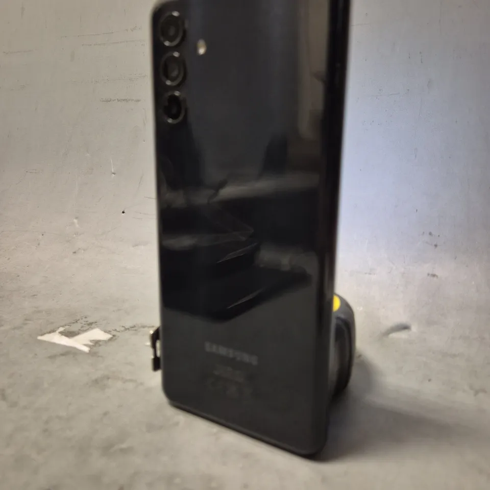 SAMSUNG GALAXY MOBILE PHONE 