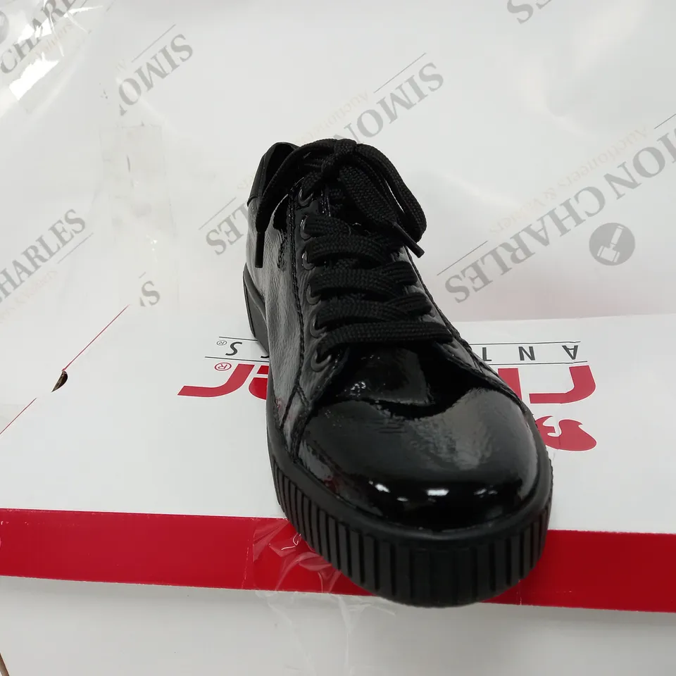 BOXED PAIR OF RIEKER TRAINERS WITH ZIP IN BLACK UK SIZE 5