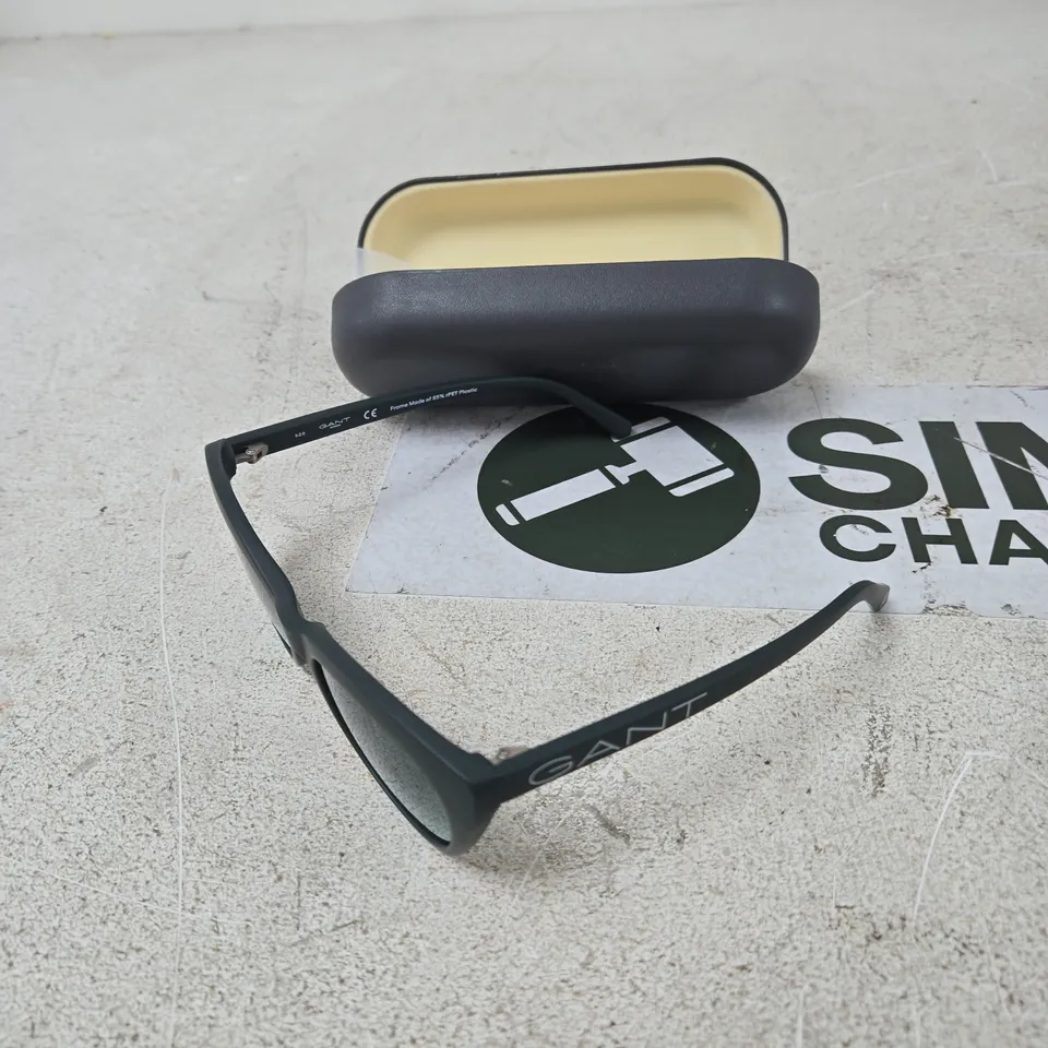 GANT SUNGLASSES – GREEN FRAME WITH GREEN LENSES (WITH CASE)