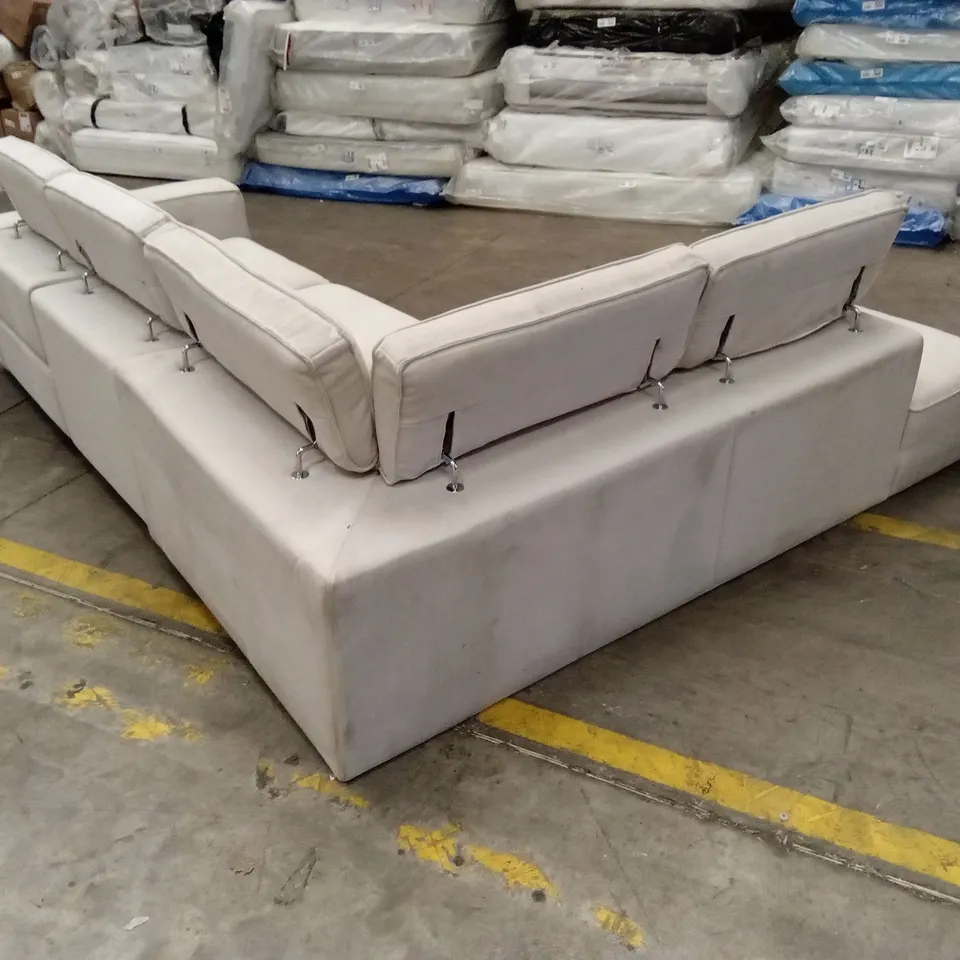 SAN ANTONIO POWER RECLINER LEFT HAND CORNER GROUP WITH CHARGING PORTS RRP £1339