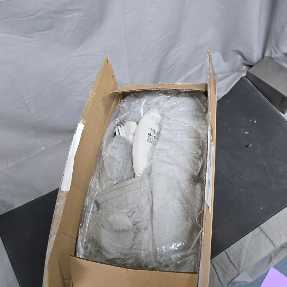 COZEE HOME FAMILY SIZED FAUX FUR & VELVETSOFT HEATED THROW