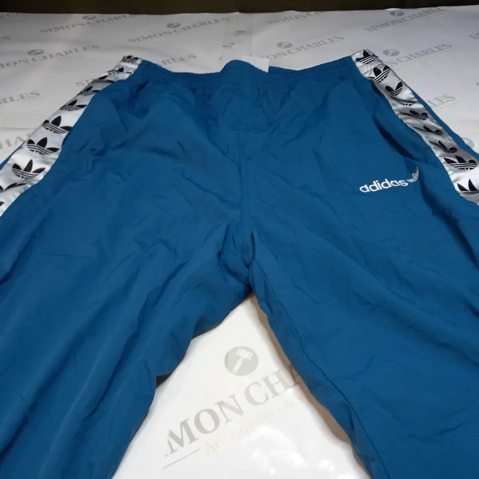 ADIDAS TRACKSUIT BOTTOMS IN BLUE - UK MEDIUM