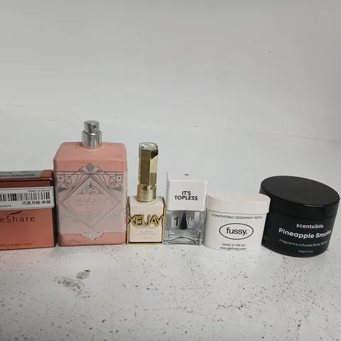 ASSORTED HEALTH & BEAUTY ITEMS TO INCLUDE; EYESHARE CONTACT LENS BOX, MINI FRAGRANCES AND BODY CARE SET