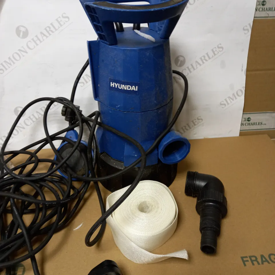 HYUNDAI 550W ELECTRIC CLEAN AND DIRTY WATER SUBMERSIBLE WATER PUMP