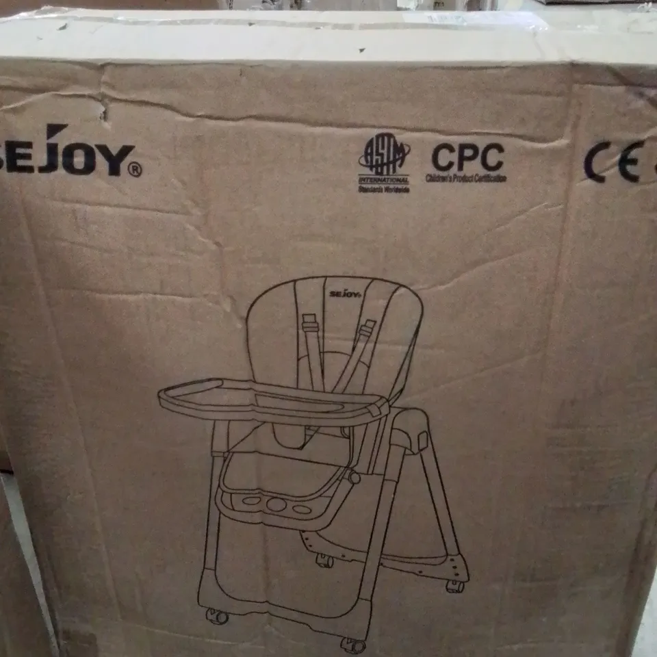 BOXED BABY HIGH CHAIR