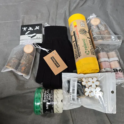 APPROXIMATELY 15 ASSORTED HOUSEHOLD ITEMS TO INCLUDE VERO MODA GLOVES, POWERLIFTING MOUTHGUARDS, 30L BIN BAGS, ETC