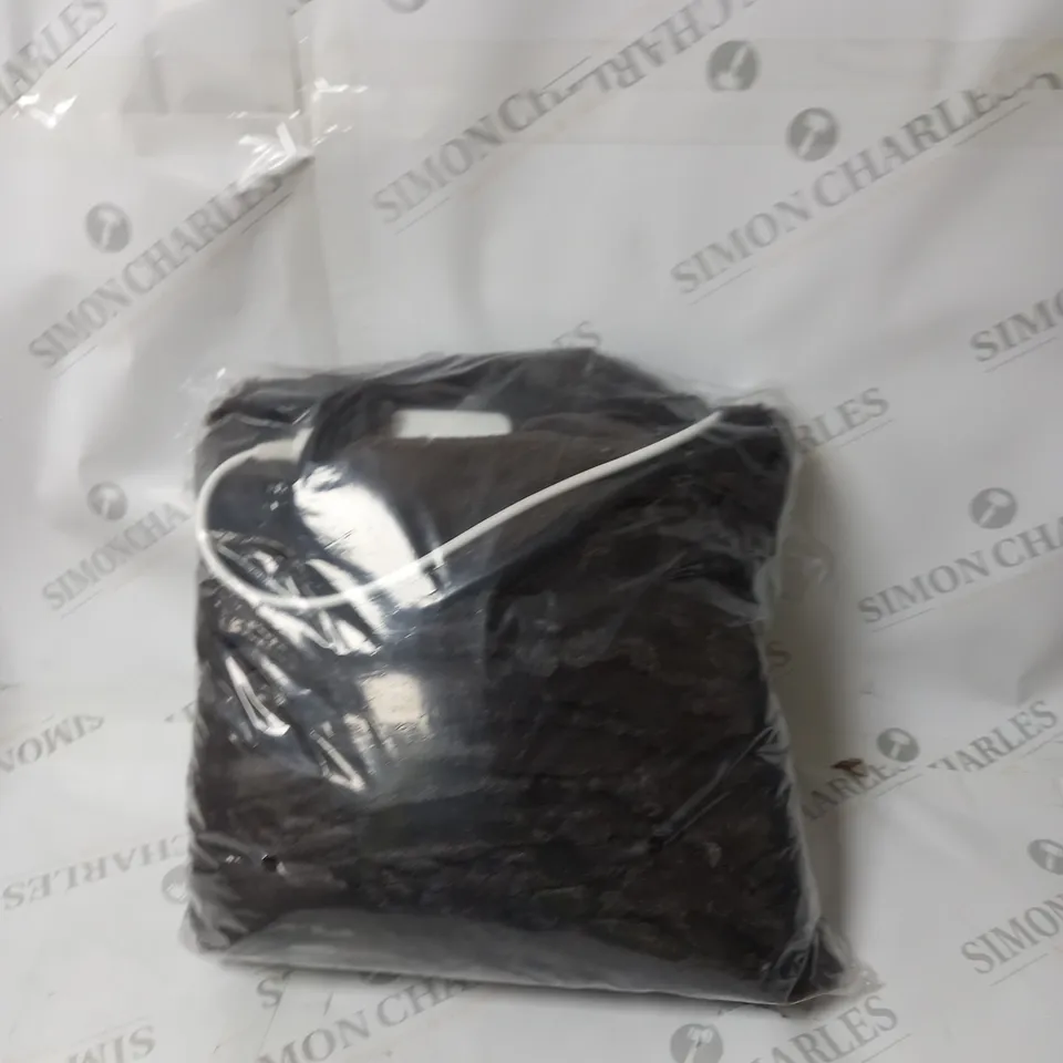 COZEE HOME FAUX FUR HEATED THROW IN CHOCOLATE