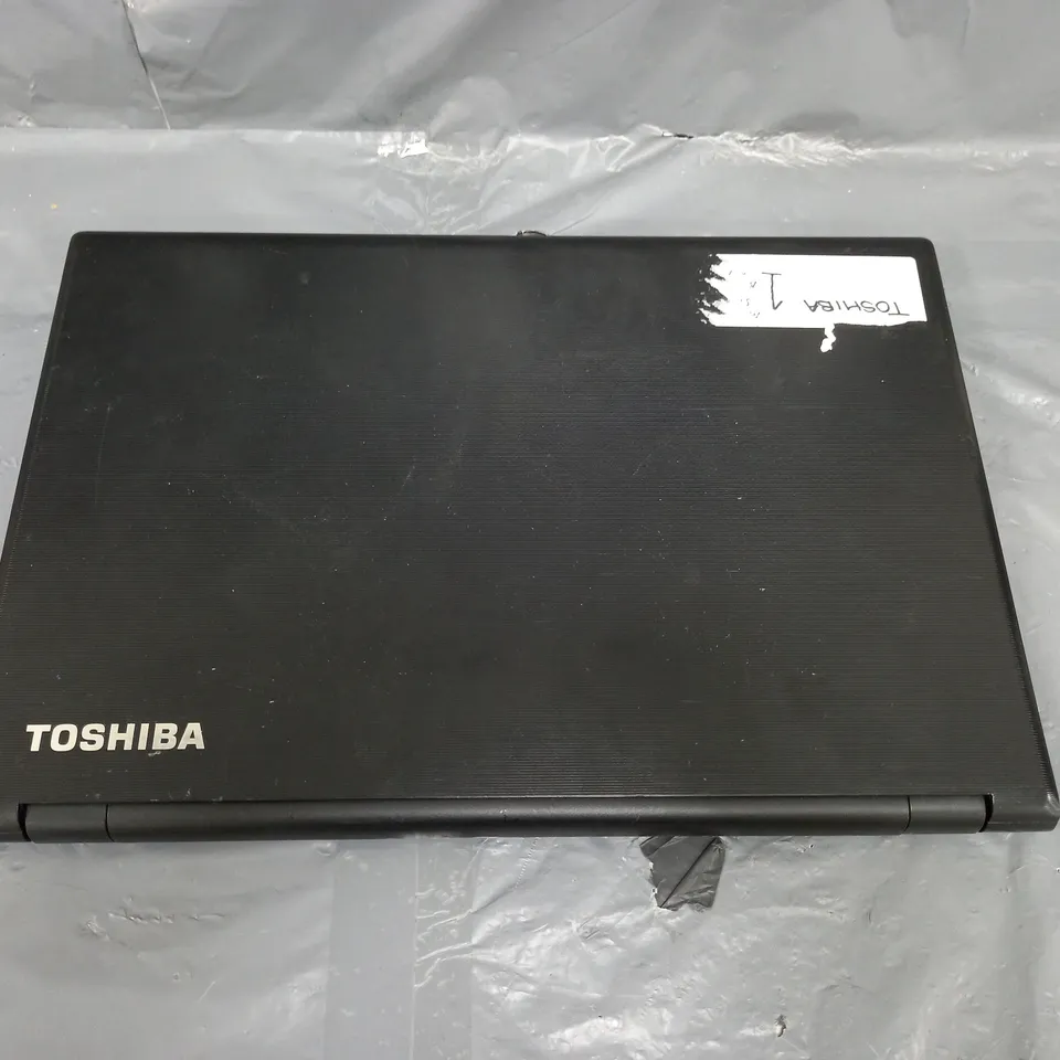 TOSHIBA SATELLITE PRO R50-B	15 INCH I5-5200U 2.20GHZ