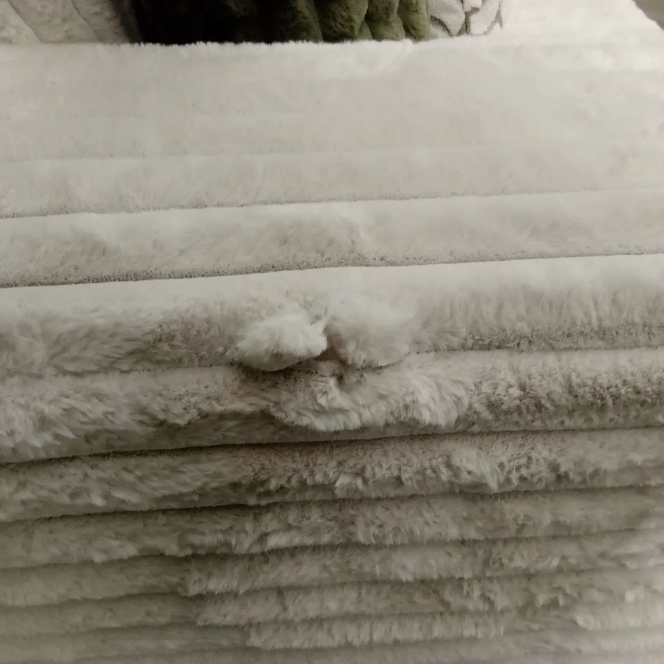 COSY FAUX FUR 2 SEATER SOFA RRP £1199