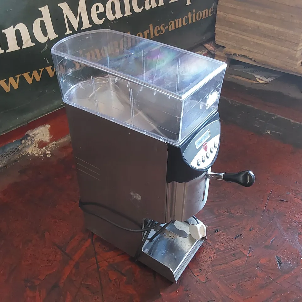 EUREKA MYTHOS COMMERCIAL COFFEE MACHINE