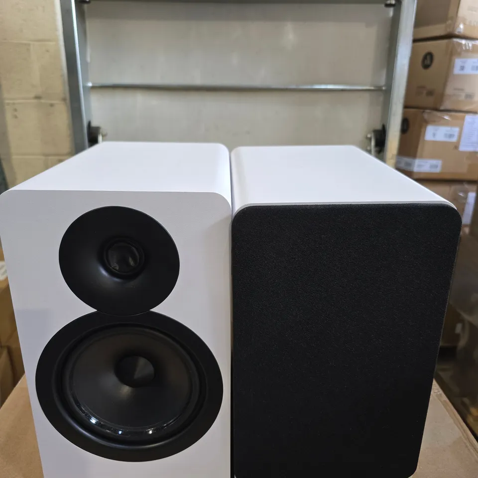 ACOUSTIC ENERGY AE100-2 WHITE (PAIR) BOOKSHELF SPEAKERS PER PAIR