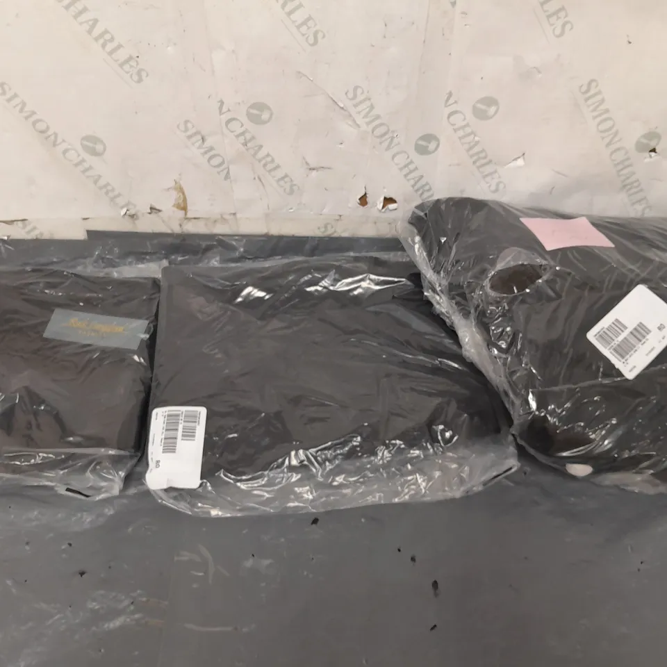 BOX OF APPROXIMATELY 10 ASSORTED BAGGED PIECES OF CLOTHING IN VARIOUS STYLES, SIZES, AND BRANDS 