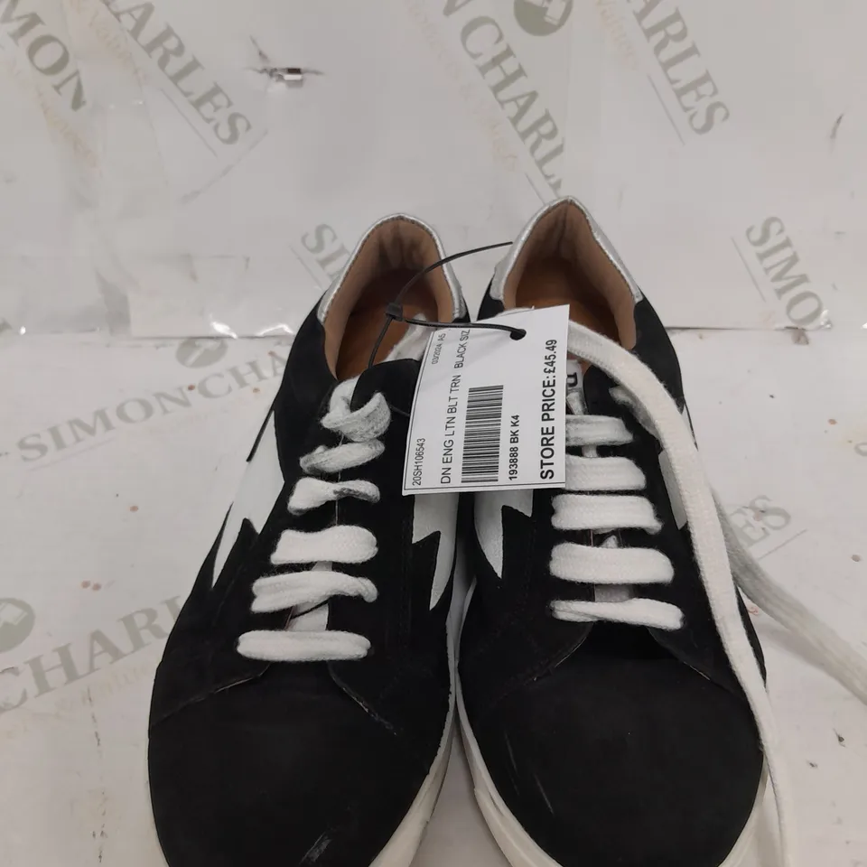 BOXED PAIR OF DUNE LONDON ENERGISED LIGHTNING BOLT TRAINERS IN BLACK/WHITE SIZE 4