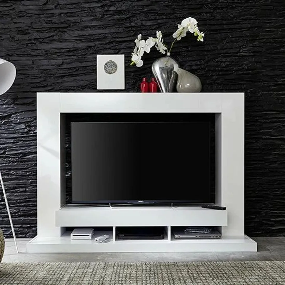 BOXED STAMFORD ENTERTAINMENT UNIT IN WHITE GLOSS FRONTS WITH SHELVING (2 BOXES)