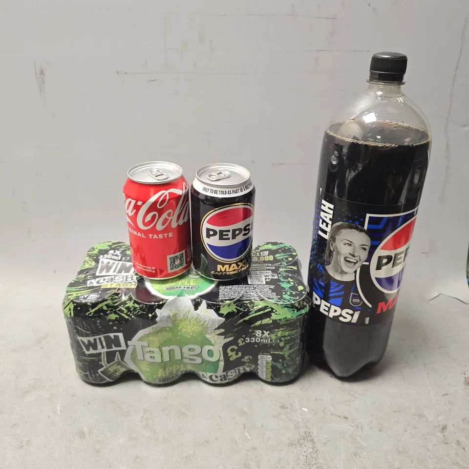 APPROXIMATELY 7 ASSORTED DRINKS ITEMS TO INCLUDE - PEPSI MAX , COCA COLA , TANGO APPLE 