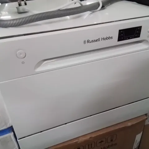 BOXED RUSSELL HOBBS RHTTDW6W FREESTANDING COMPACT DISHWASHER