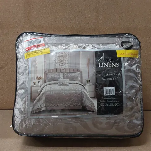 BAGGED BOLLARA VELVET BEDSPREAD SET // SIZE: SUPERKING