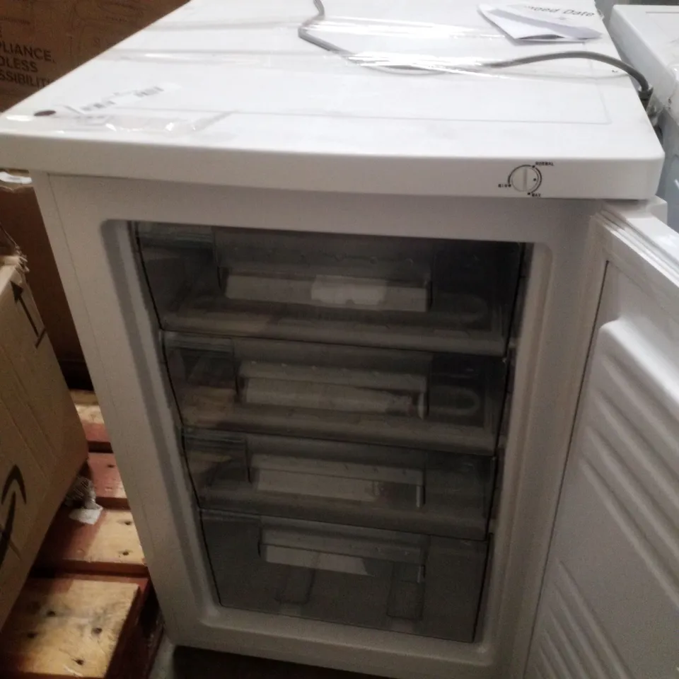TEKNIX LBF085H FREESTANDING UNDERCOUNTER FREEZER - 55CM WIDTH - 90L