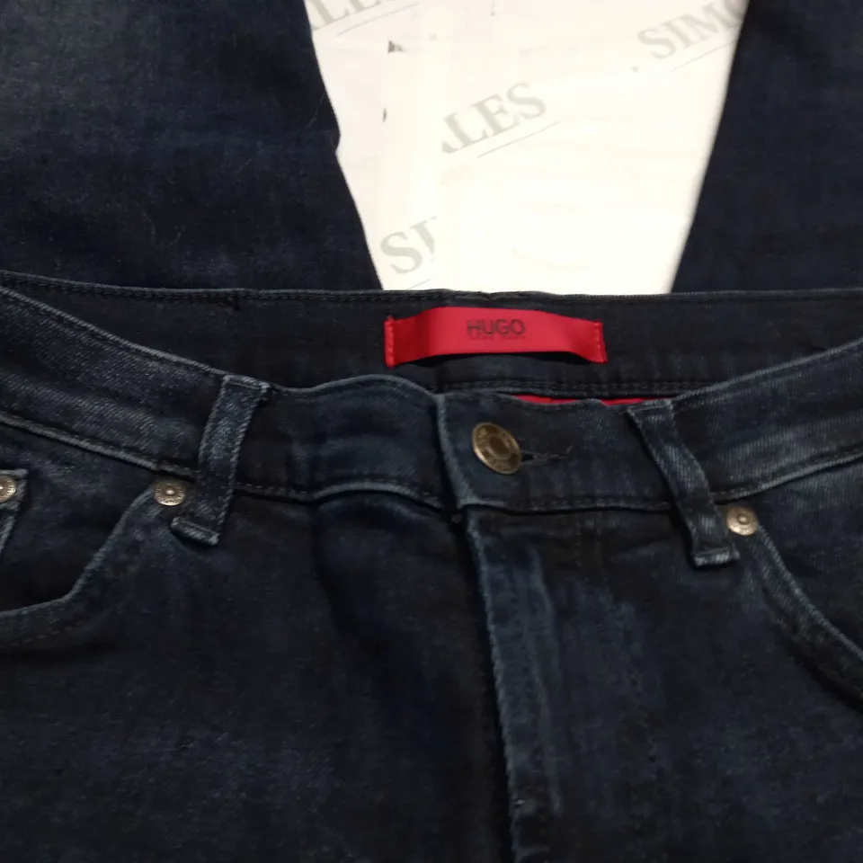 HUGO BOSS DENIM JEANS SIZE UNSPECIFIED