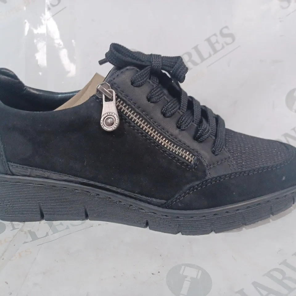 BOXED PAIR OF RIEKER WEDGE TRAINERS WITH SIDE ZIPS - BLACK - SIZE 6