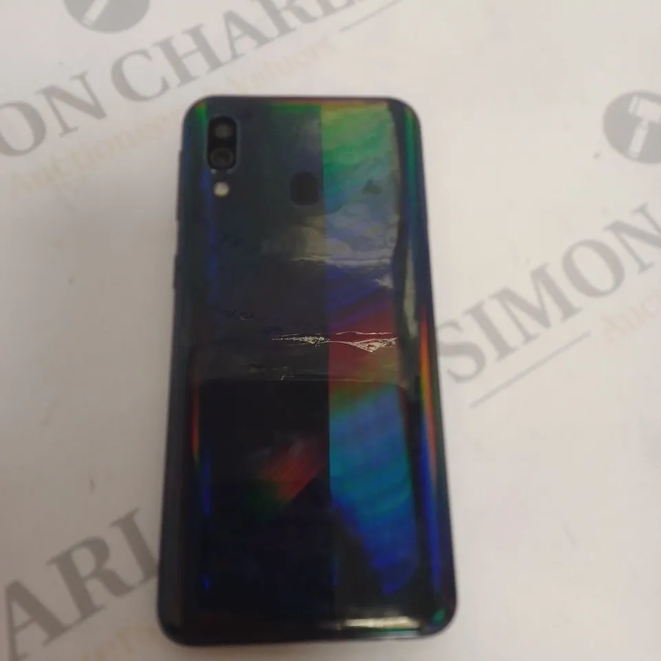 SAMSUNG GALAXY A40 SMARTPHONE 