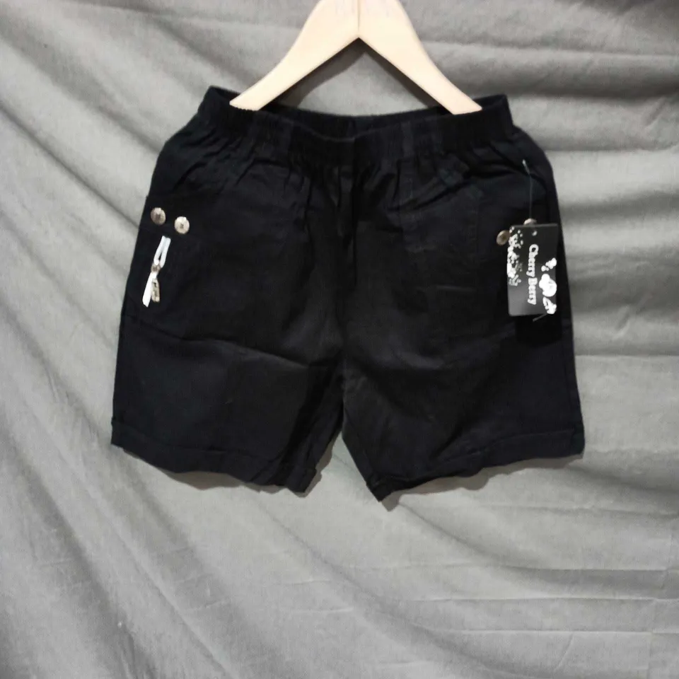CHERRY BERRY BLACK SHORTS SIZE T3 