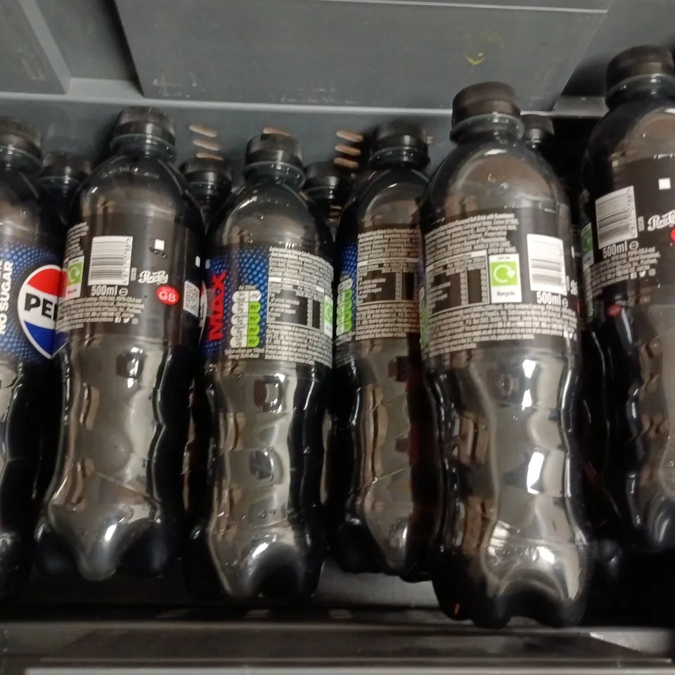APPROXIMATELY 12 PEPSI MAX BOTTLES (12X500ML)