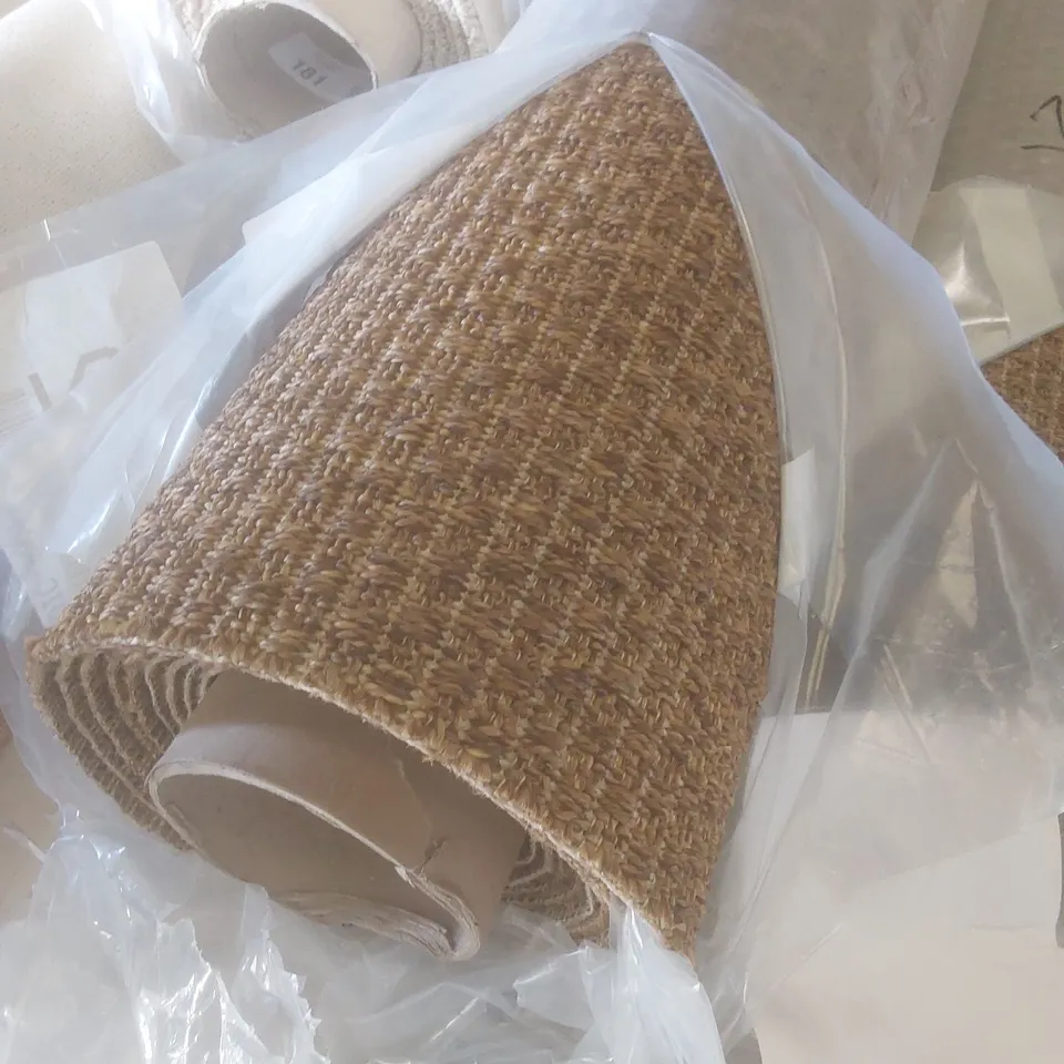 ROLL OF QUALITY EASI SISAL BASKET WEAVE CARPET // SIZE: APPROX 4 X 4.6m