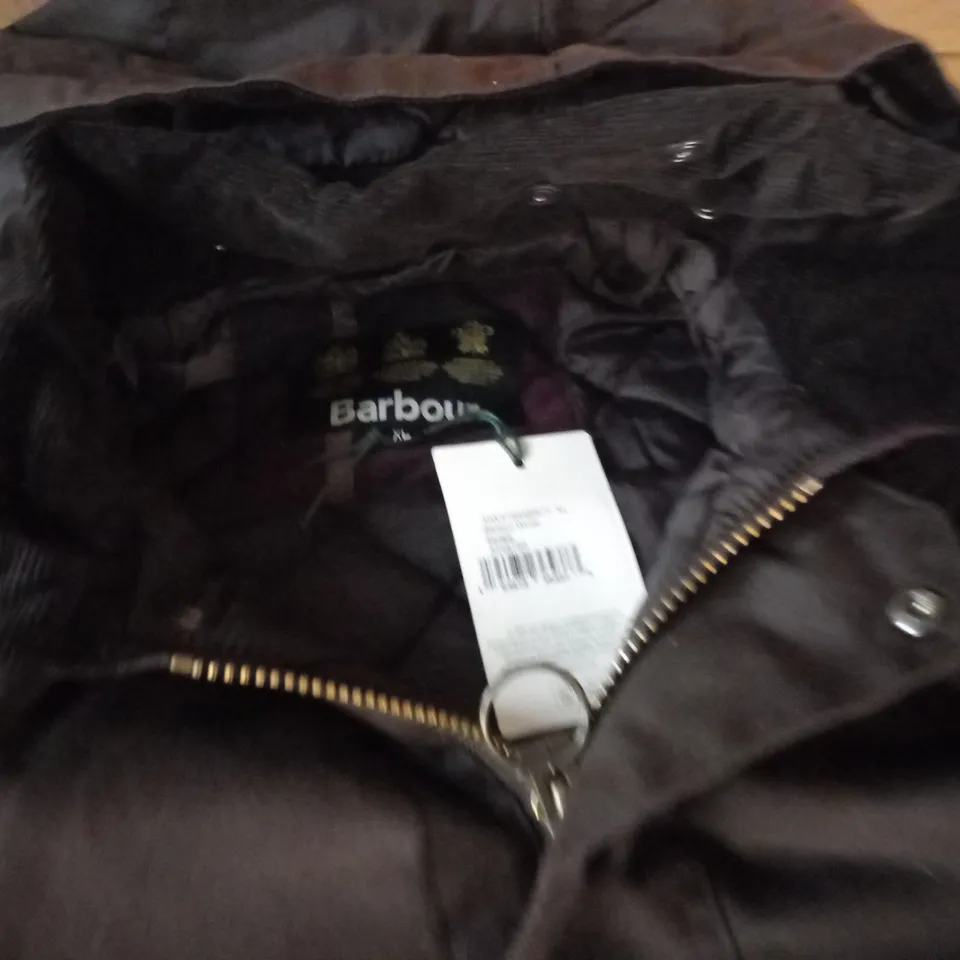 BARBOUR WINTER BEADLE COAT IN BROWN - XL