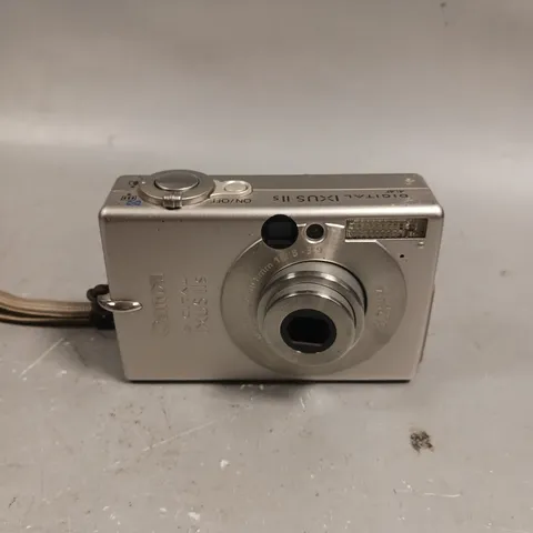 CANON IXUS II S DIGITAL CAMERA