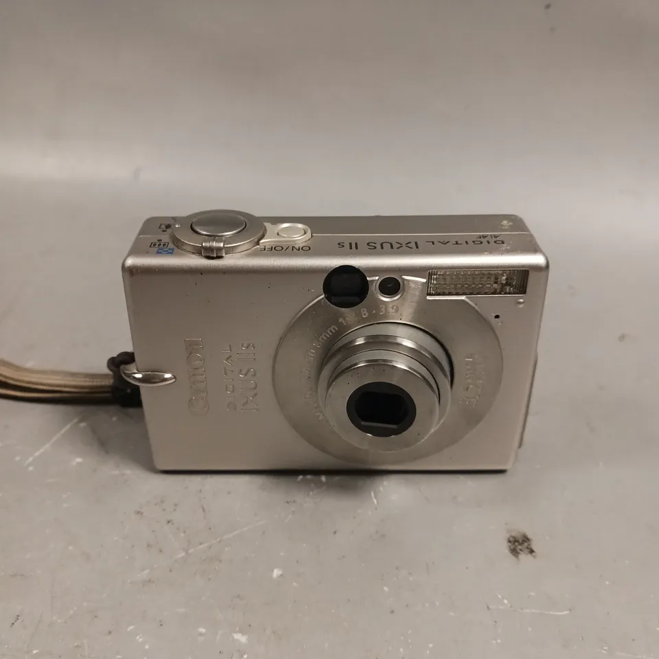 CANON IXUS II S DIGITAL CAMERA 