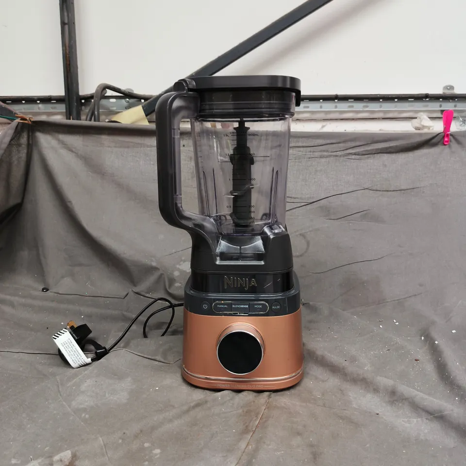 NINJA 2 IN 1 DETECT POWER BLENDER PRO  AND SINGLE SERVE 1200W