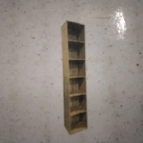 BOXED CASSIEL 158HΓ30WCM CUBE BOOKCASE LIGHT WOODLOCK