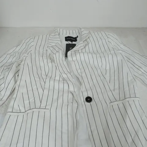 SOSANDAR PINSTRIPE BLAZER ā WHITE, UK 10