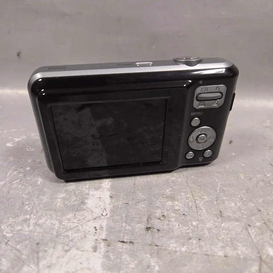 SAMSUNG ES65 DIGITAL CAMERA 