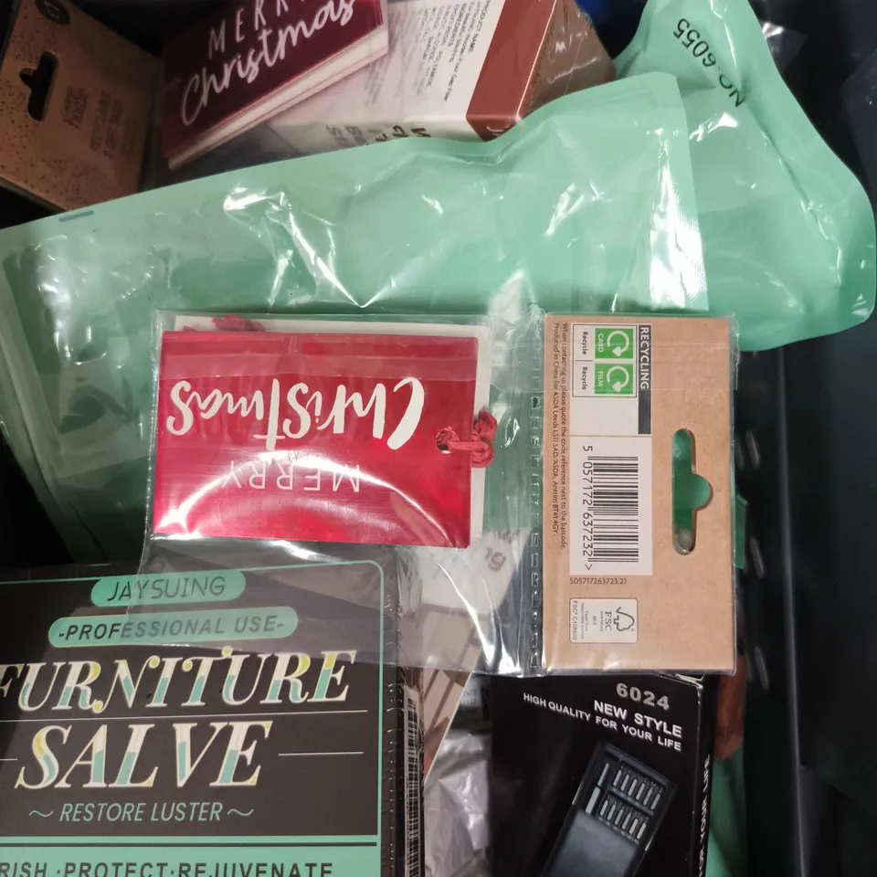 APPROXIMATELY 15 ASSORTED HOUSEHOLD PRODUCTS TO INCLUDE COOKWARE, DRAIN CLEANER, SCREWDRIVER SET ETC 