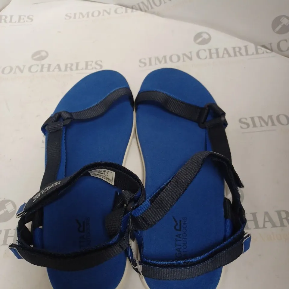 REGATTA LADY SANTA SOL SANDALS SIZE 8