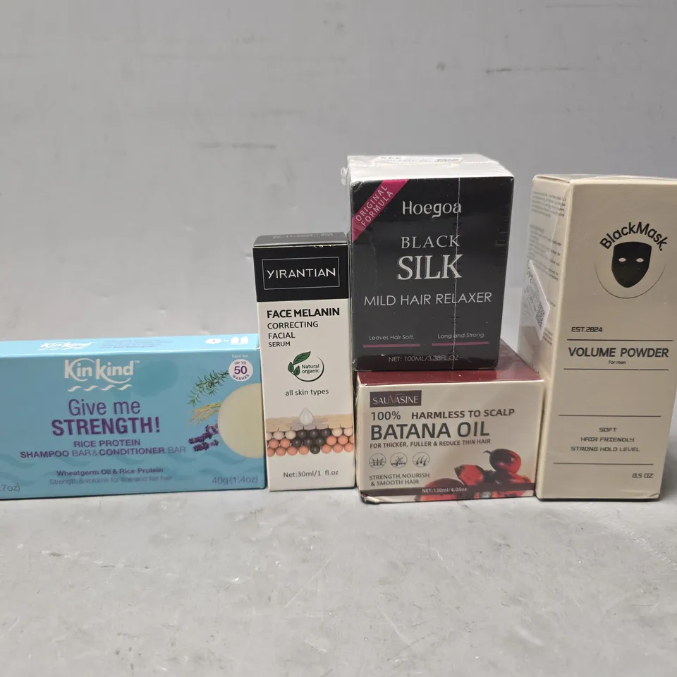 APPROXIMATELY 20 ASSORTED HEALTH & BEAUTY ITEMS TO INCLUDE - BLACK MASK VOLUME POWDER , BATANA OIL ETC