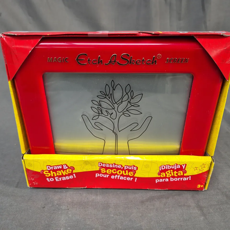 ETCH-A-SKETCH DRAWING TOY