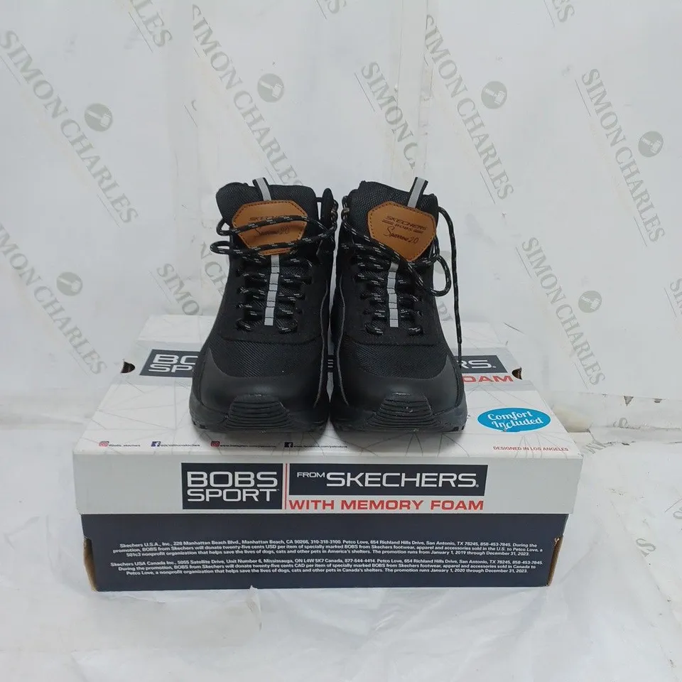 BOXED BOB'S SPORT SPARROW 2.0 FROM SKECHERS LADIES BLACK TRAINERS SIZE 10 WITH MEMORY FOAM