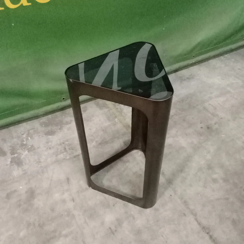 THORPE TRIANGLE ACCENT TABLE